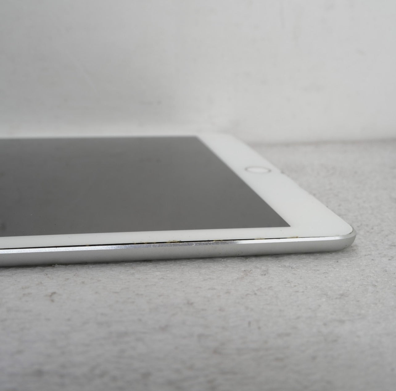 Apple iPad Air 2 32 GB UNLOCKED Wifi