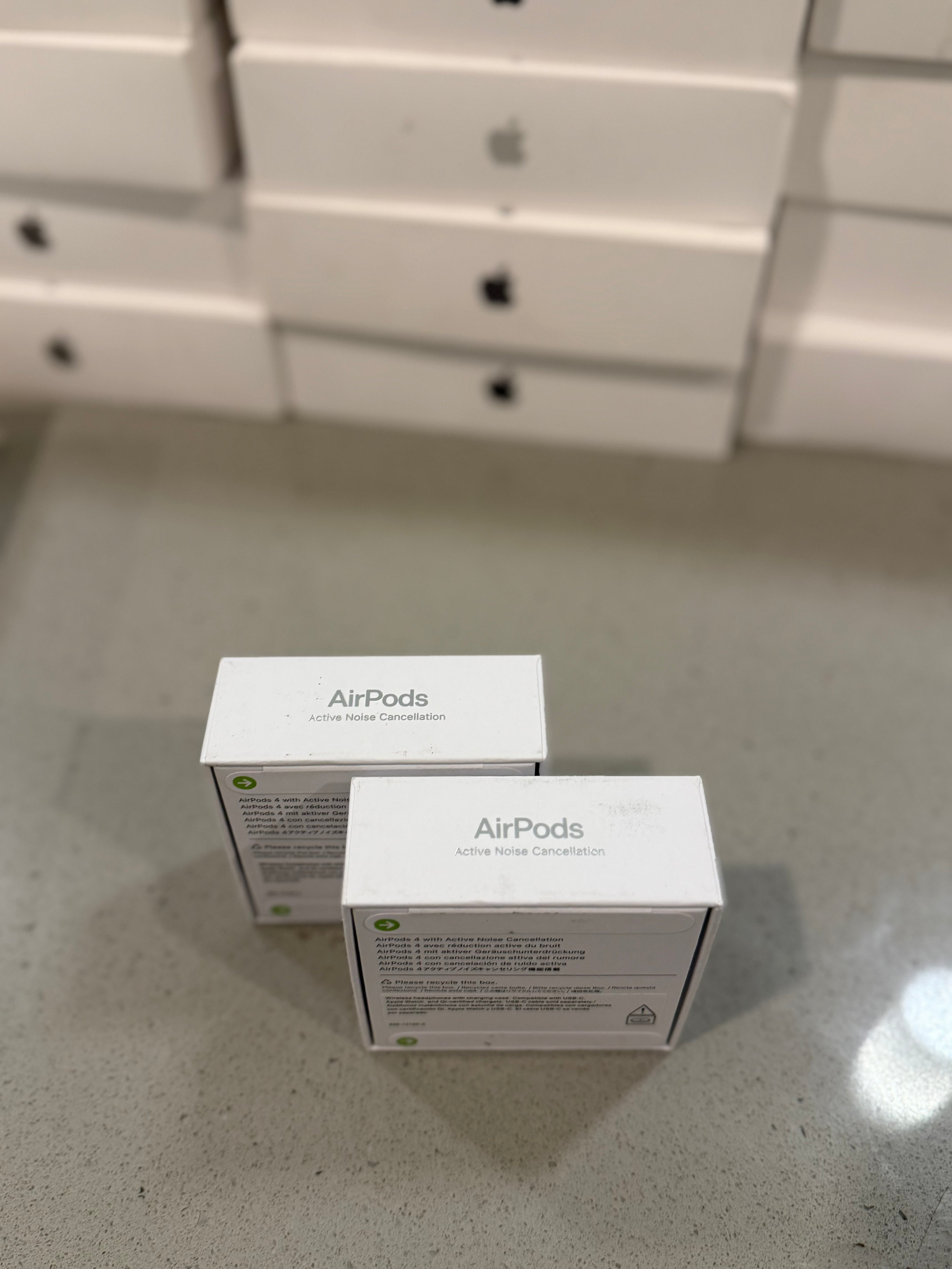 Apple Air Pod Gen 4 noise cancellation